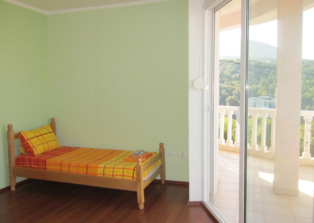 אוטייהא Villa Rossa מראה חיצוני תמונה
