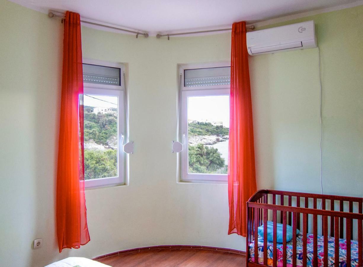אוטייהא Villa Rossa מראה חיצוני תמונה