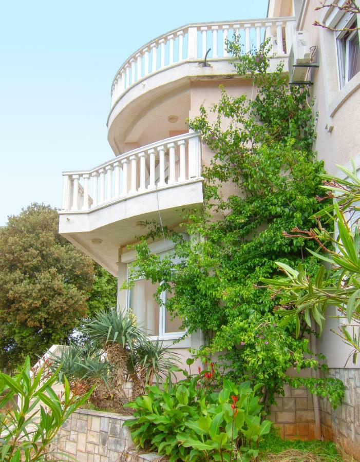 אוטייהא Villa Rossa מראה חיצוני תמונה