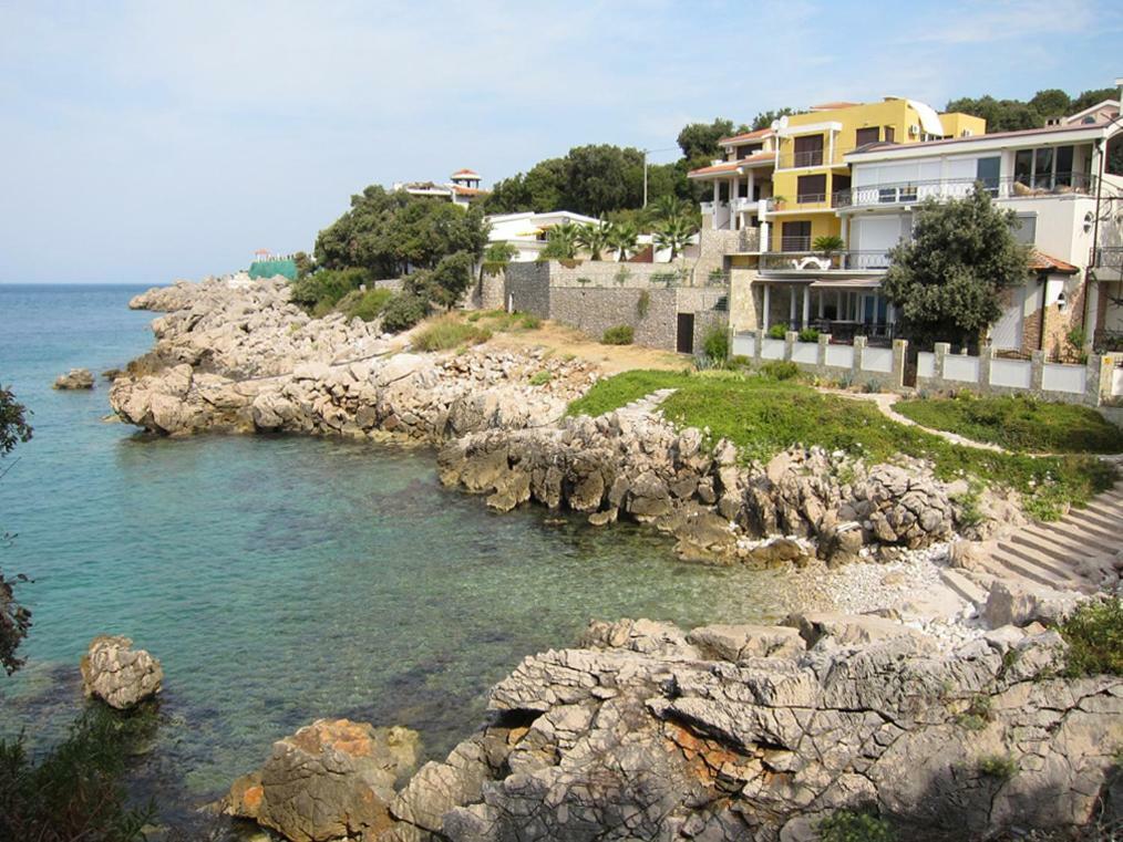 אוטייהא Villa Rossa מראה חיצוני תמונה