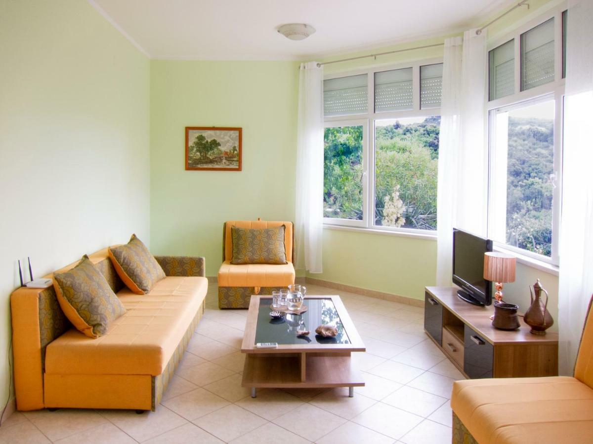 אוטייהא Villa Rossa מראה חיצוני תמונה